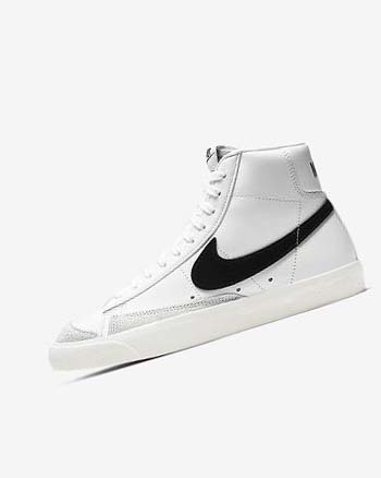 Nike Blazer Mid '77 Vintage Sneakers Dames Wit Koraal Zwart | NL_5510